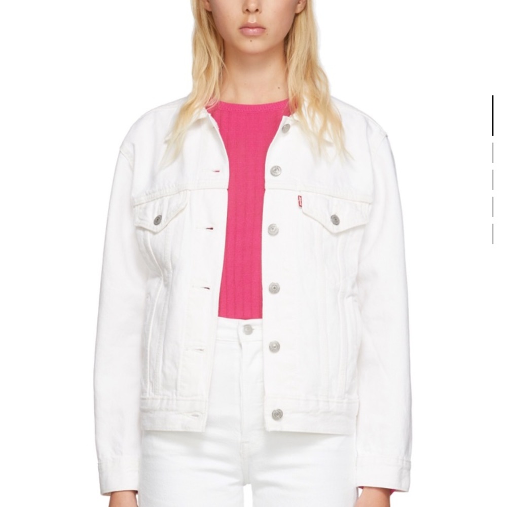 Levi’s white denim ex boyfriend trucker jacket S